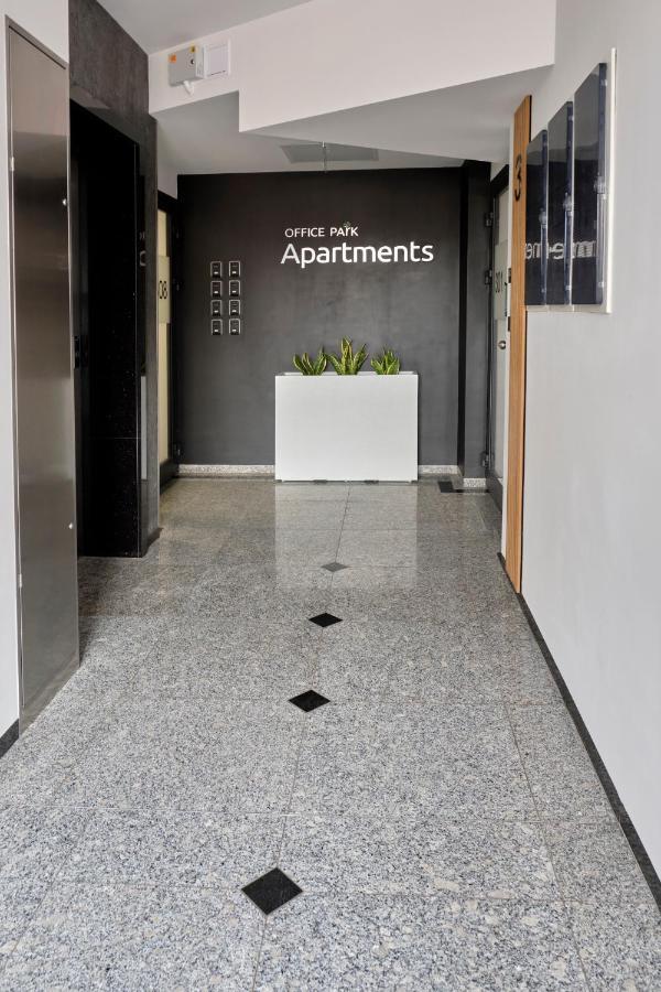 Office Park Aparthotel Stary Toruń エクステリア 写真